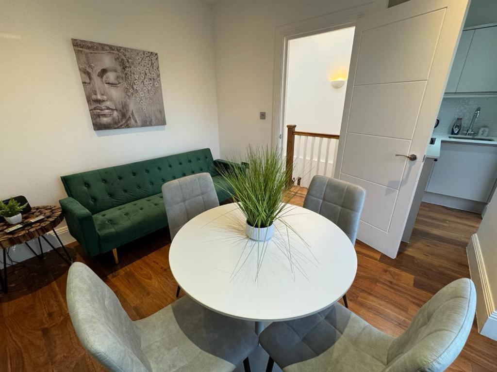2 Bed 2 Bath Balcony View Wimbledon Tennis Villa Londres Exterior foto