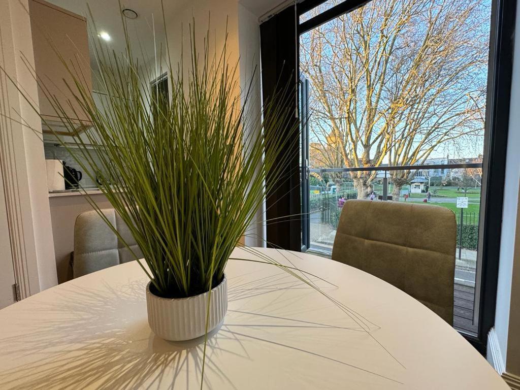 2 Bed 2 Bath Balcony View Wimbledon Tennis Villa Londres Exterior foto